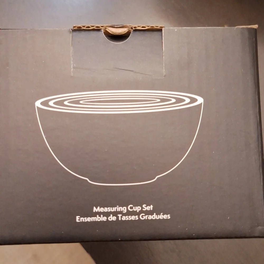 New in Box Greg Natale Ceramic Measuring Cup‎ Set Light Green